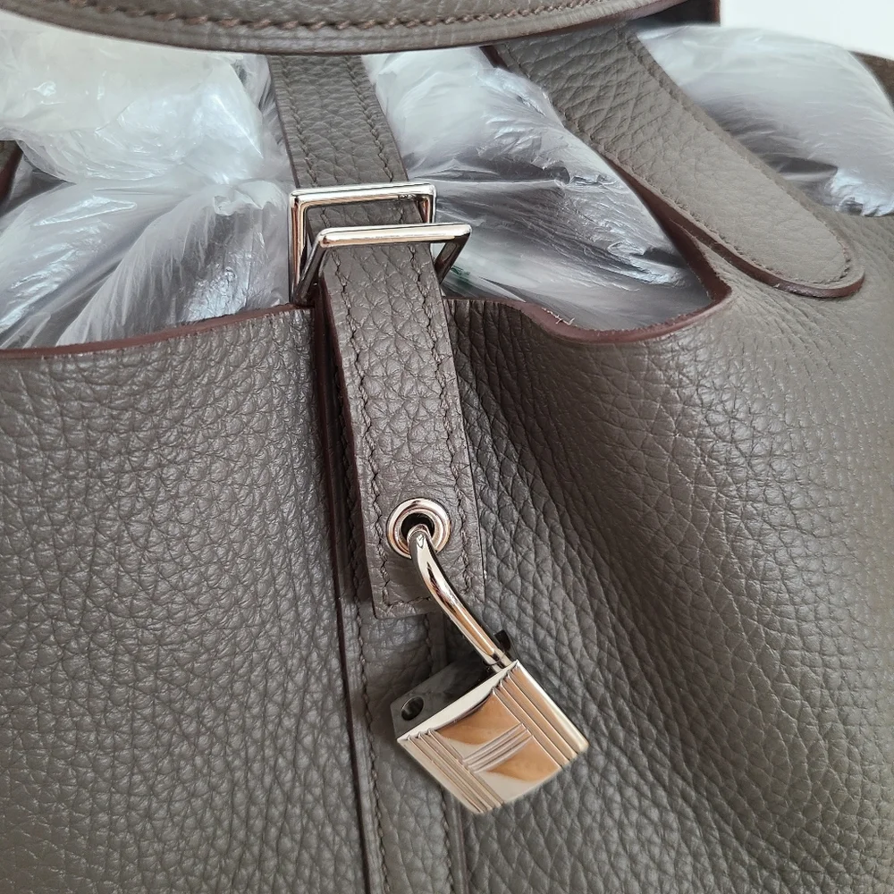 Hermes elegant tote